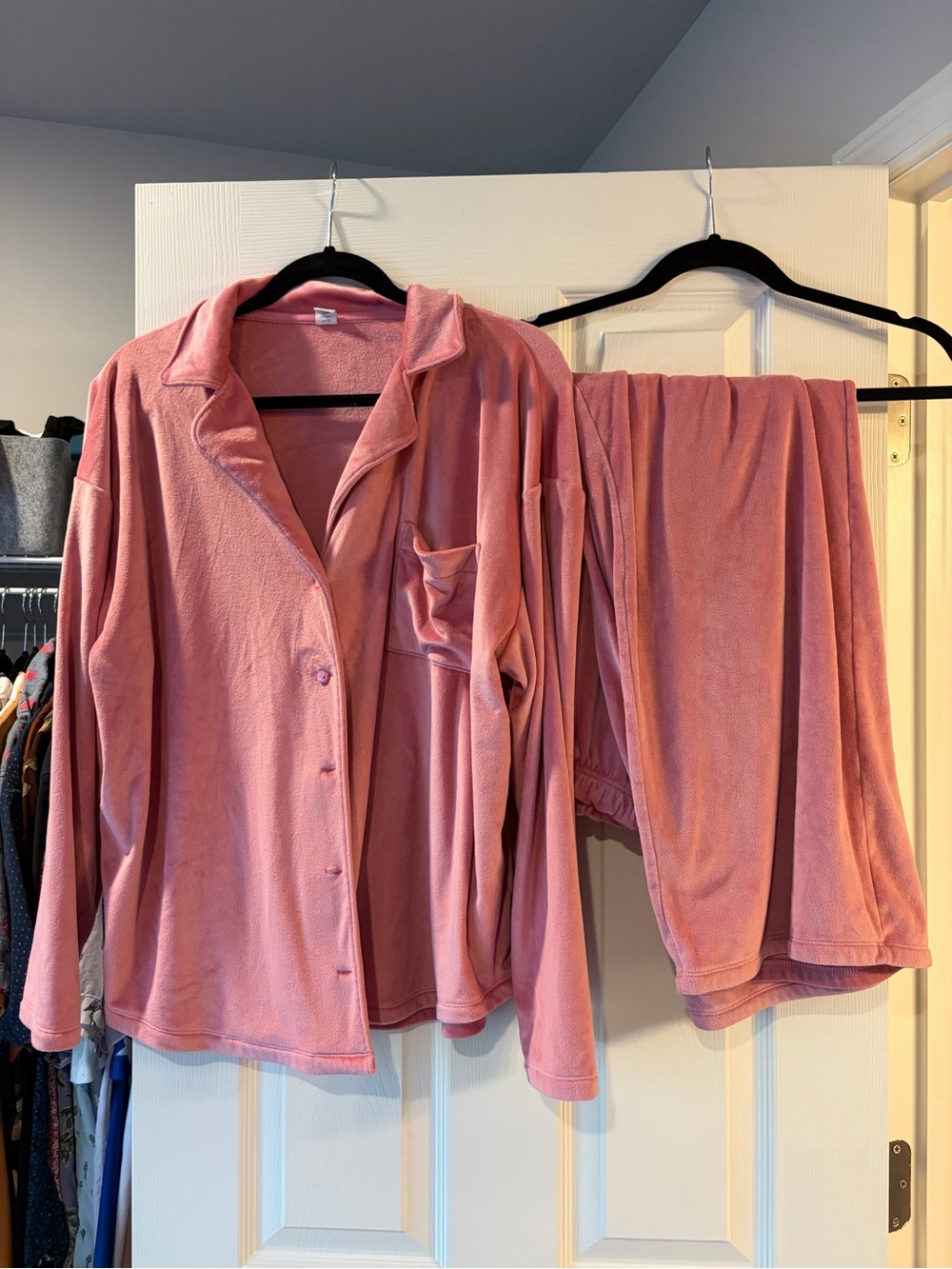 Velvet Pink Plush Women’s 3-Piece Lounge Pajama Set - Picture 2 of 5